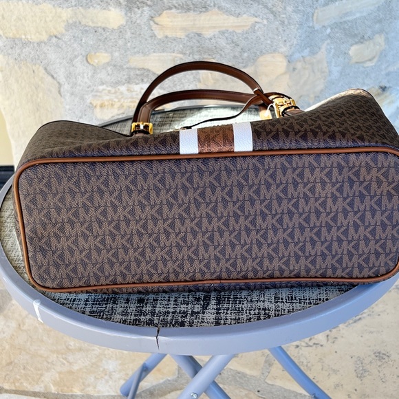 Michael Kors Jet Set Travel Medium Carry All tote&wallet brown Signature stripe - Picture 5 of 9